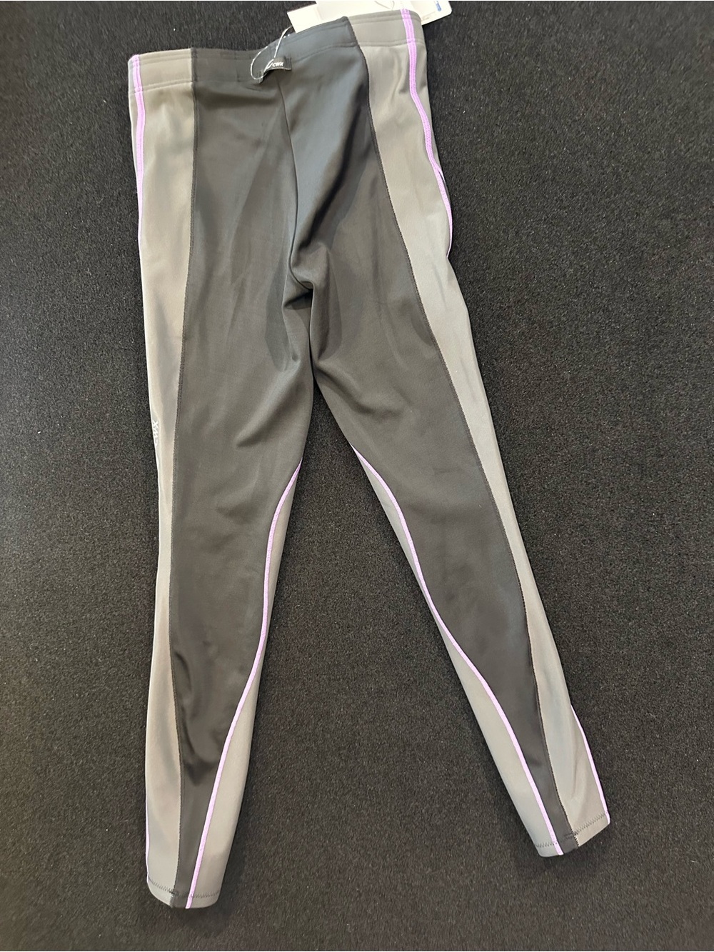 CW-X Gray Leggings with Lavender Piping - Picture 7 of 10